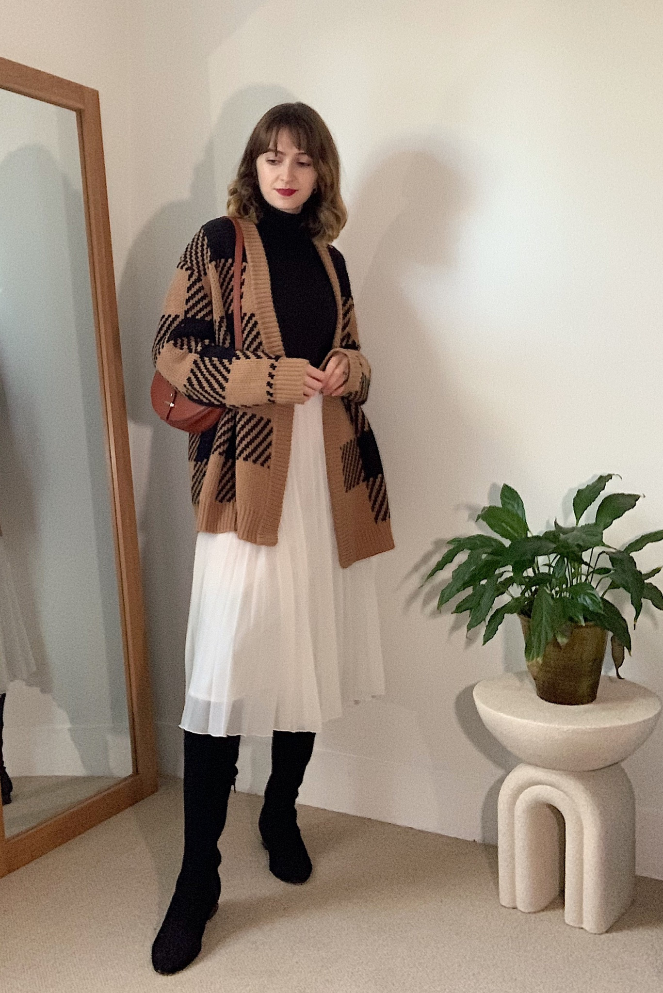 Pleated Skirt | Outfit 1

#LTKstyletip #LTKSeasonal #LTKfindsunder50