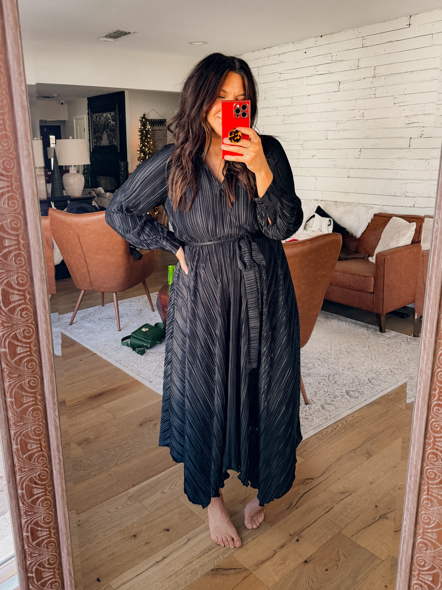 Walmart holiday dress

#walmartpartner
@walmartpartner
#walmartfashion

#LTKSeasonal #LTKHoliday #LTKmidsize