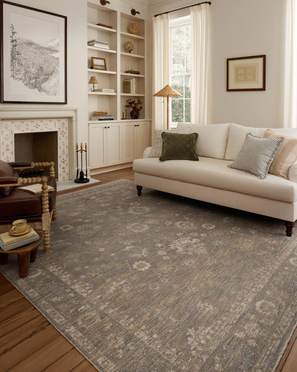 Louisa LOI-04 Area Rug | Rugs Direct
