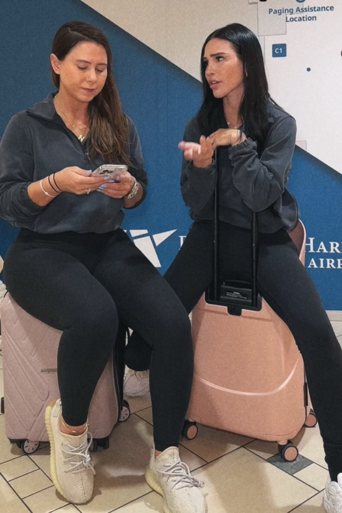 Twinning 👯 OOTD 🤍












Lululemon, Bestie, Friends, Twins, OOTDD

#LTKitbag #LTKstyletip #LTKfamily