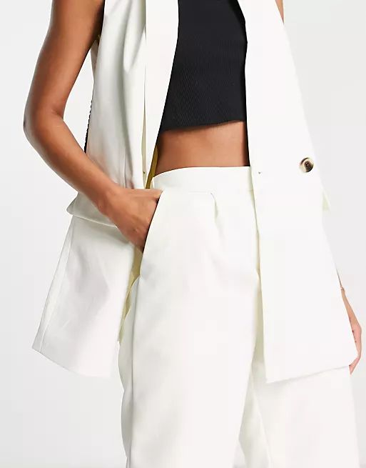 Pieces Tall tailored city shorts co-ord in cream | ASOS (Global)