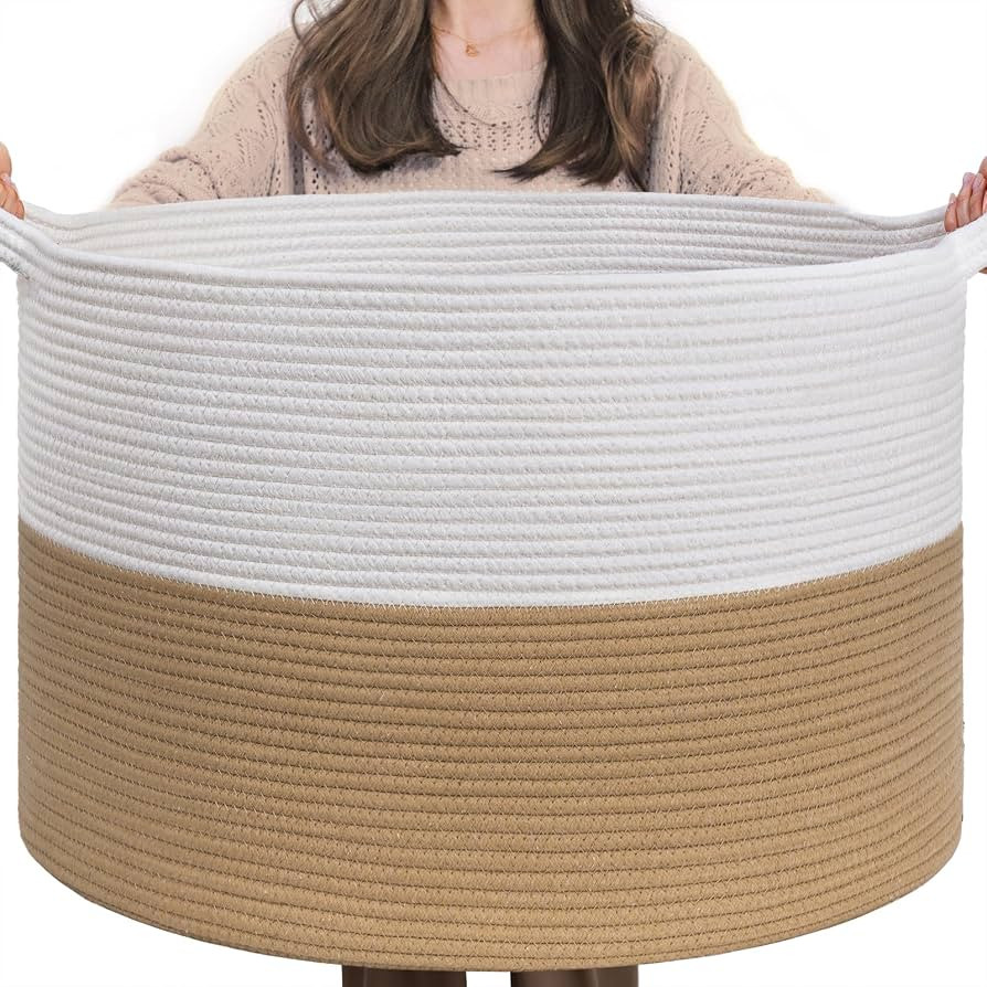 White & Camel | Amazon (US)