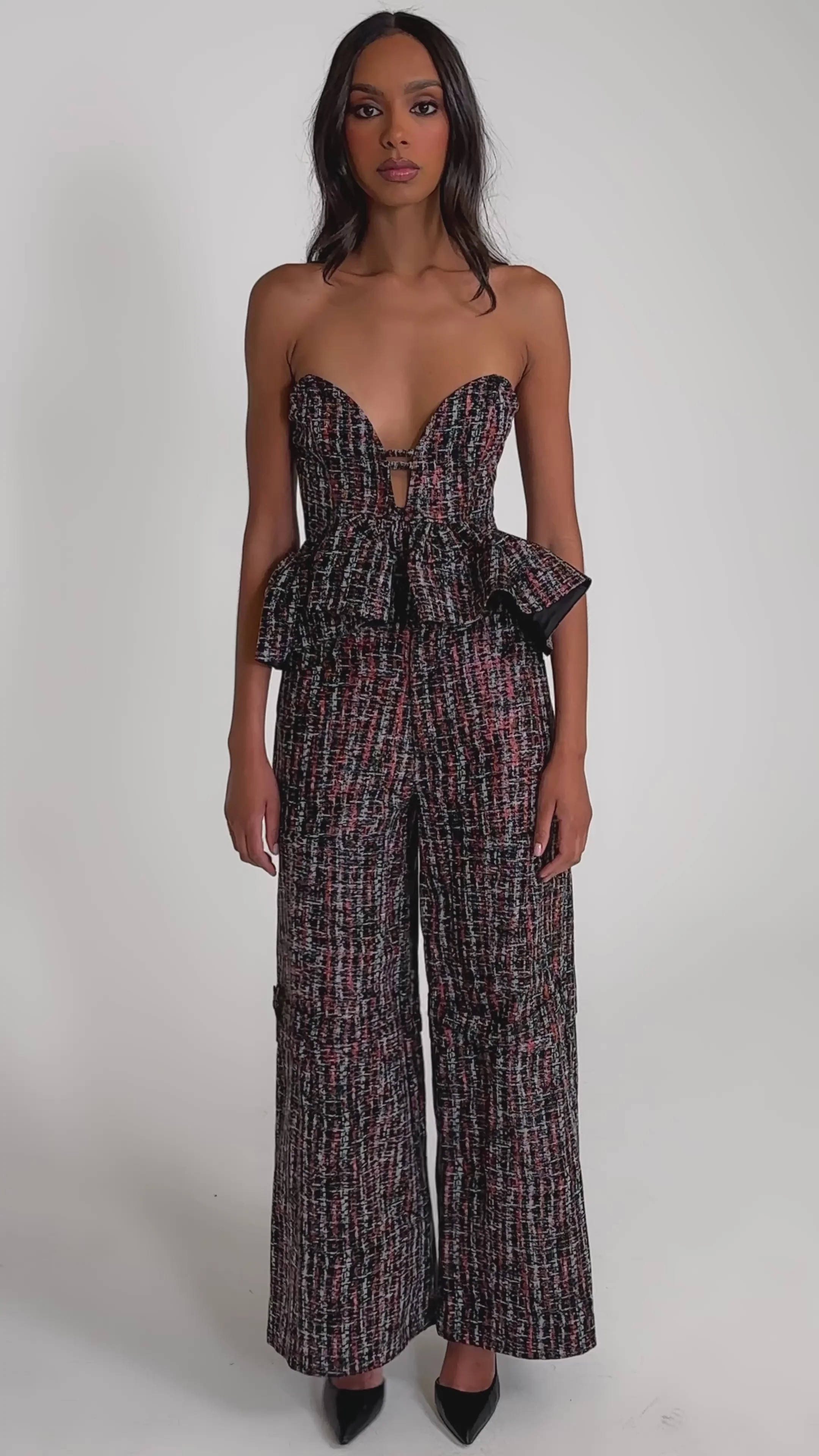 WORK IT FAUX LEATHER PLAID TROUSER | AKIRA