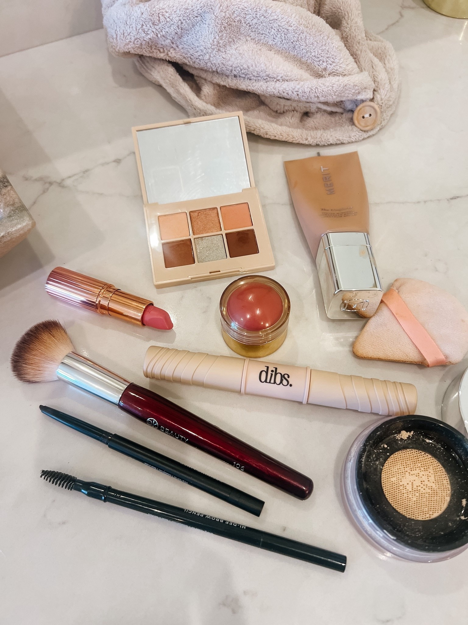 Tuesday Goodies 🥰 My makeup routine 💋

#LTKFindsUnder50 #LTKGiftGuide #LTKBeauty