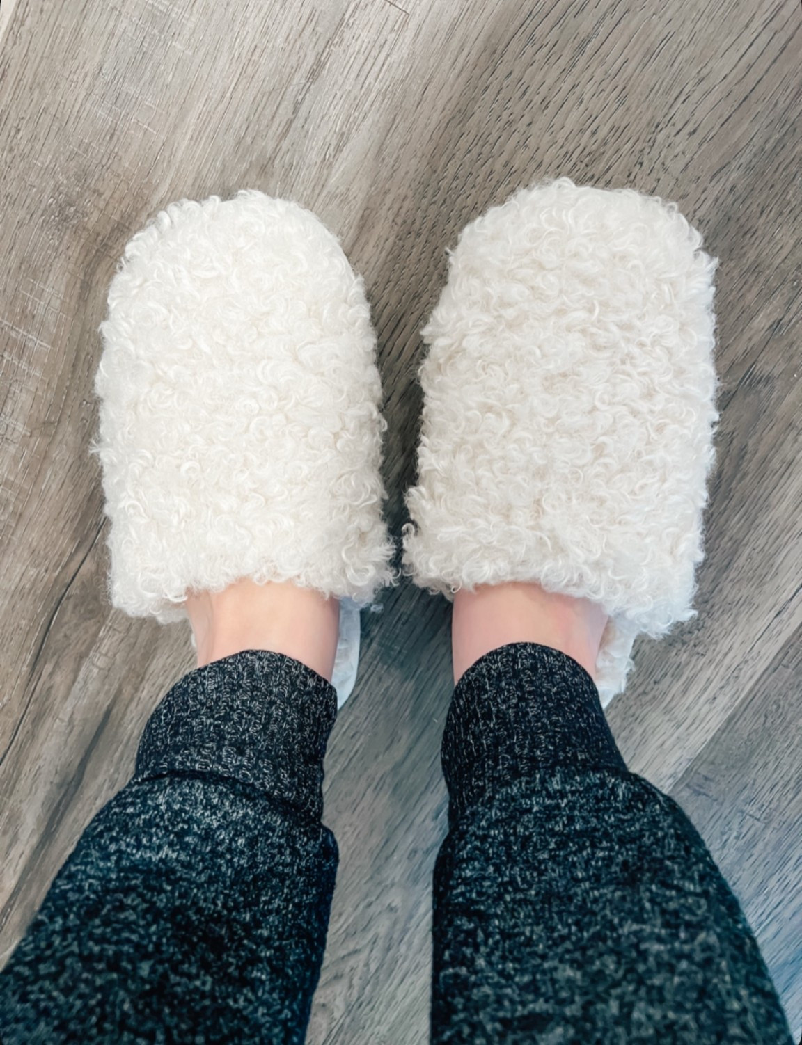 The absolute BEST slippers I’ve owned! They are on major sale for 50% off for cyber Monday on Amazon so definitely grab these!!! 

Gift guide for her, Christmas gift idea, Amazon slippers, sale

#LTKCyberWeek #LTKGiftGuide #LTKHoliday