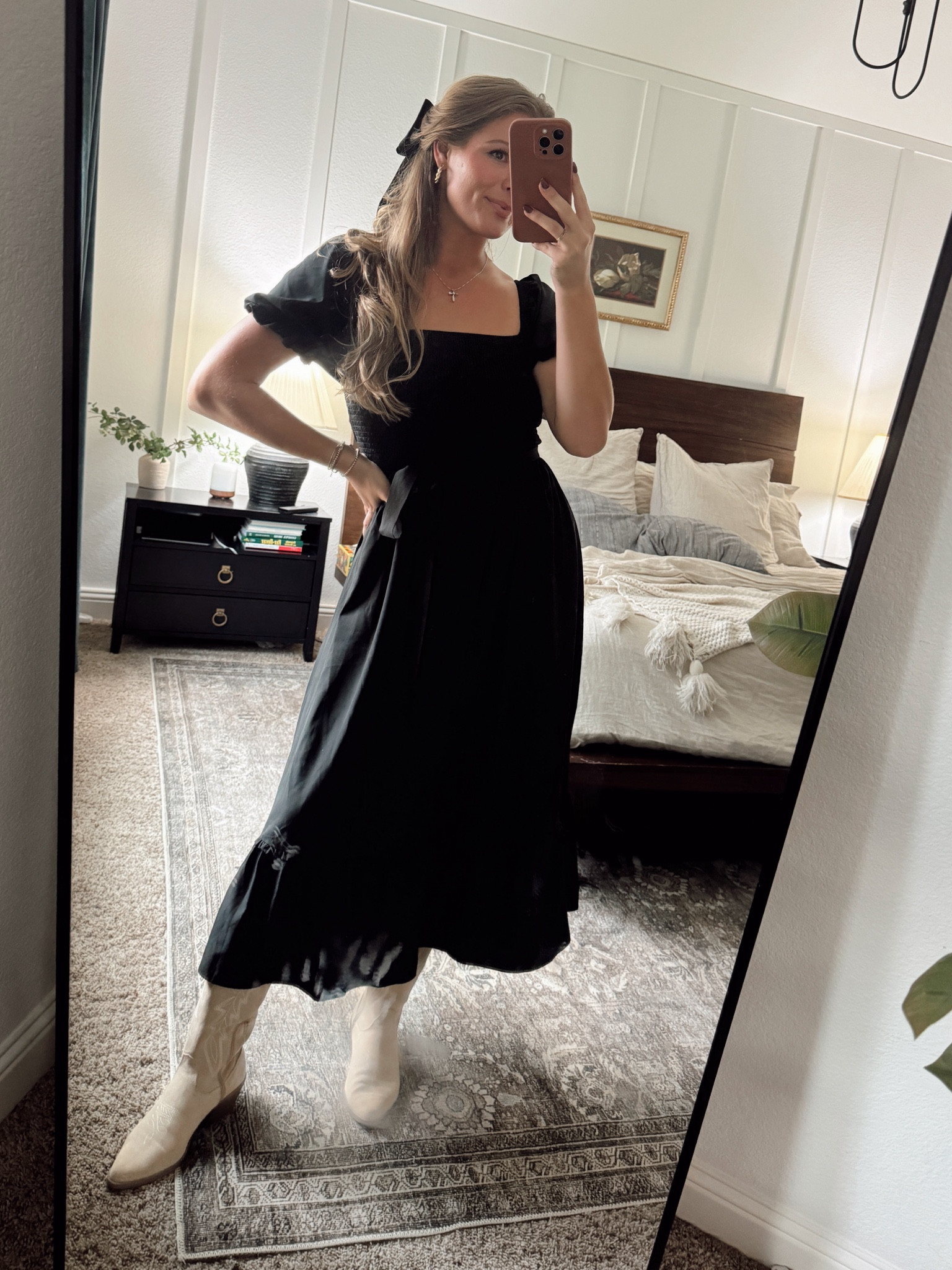 Black dress and boots outfit perfect for fall! 

#LTKSeasonal #LTKStyleTip