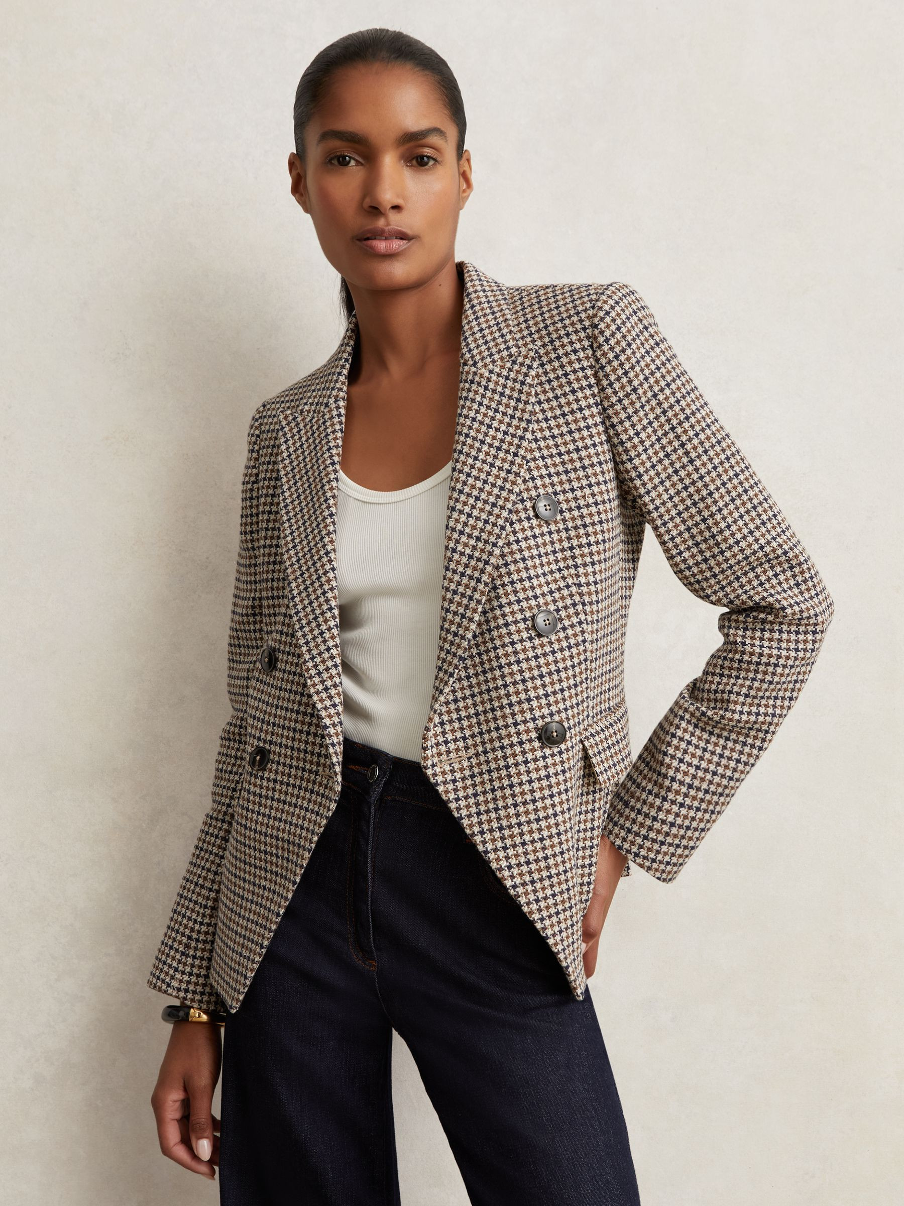 Cotton-Linen Double-Breasted Houndstooth-Check Blazer in Navy Neutral Check | Reiss UK