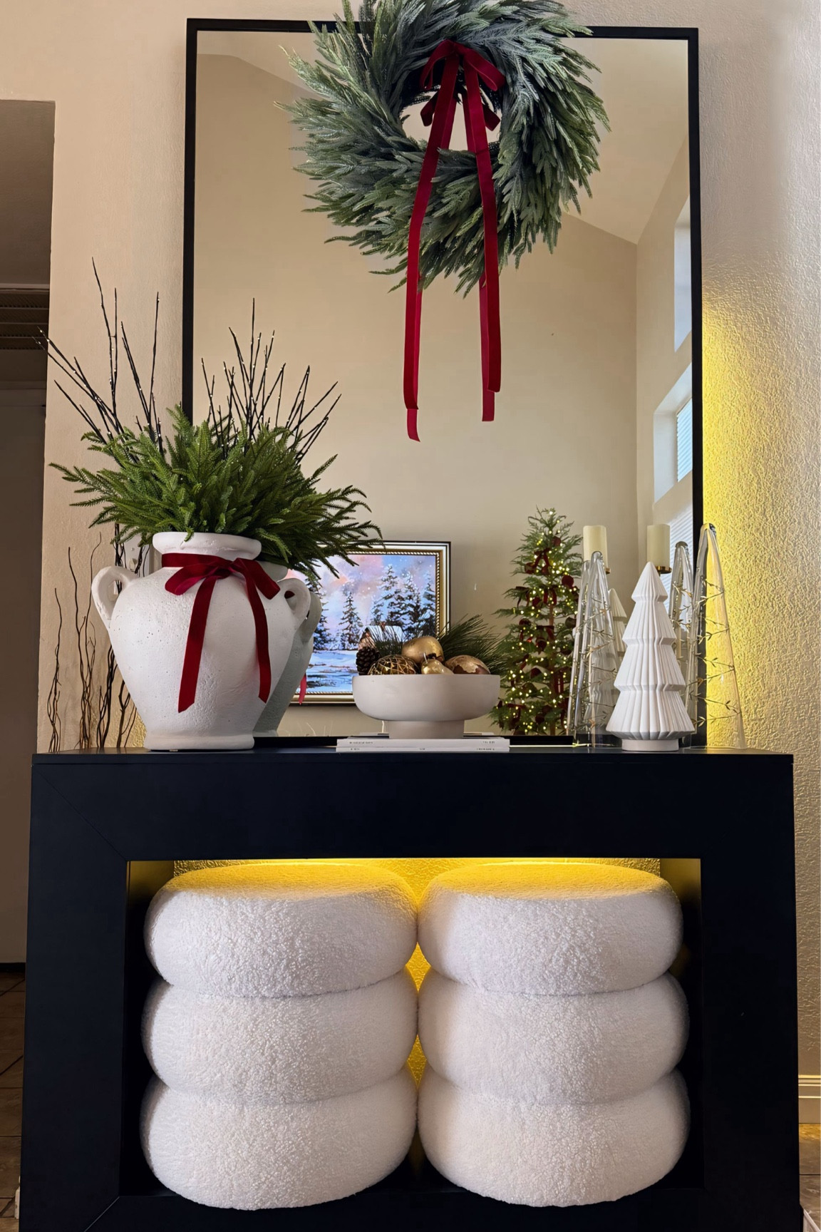 Christmas decor 🎄💫

#LTKHoliday #LTKHome #LTKU