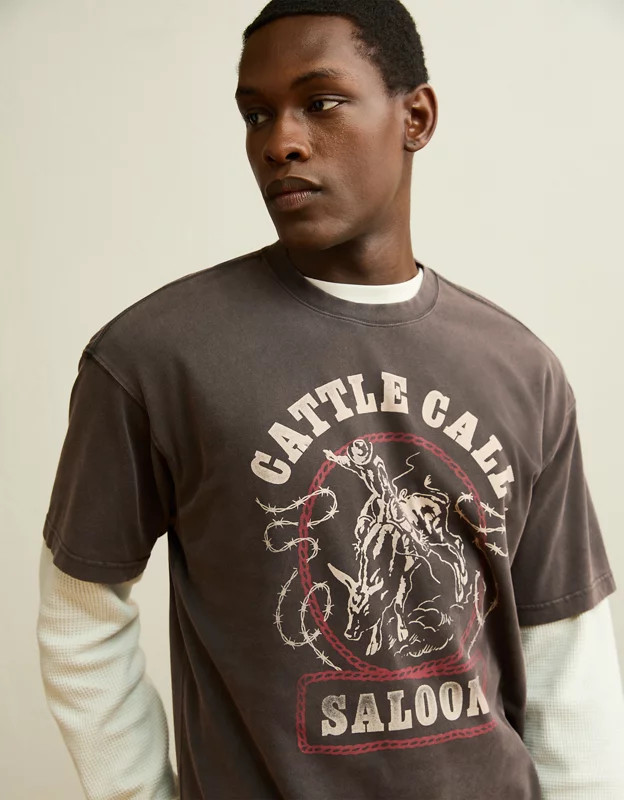 AE Boxy Fit Destination Graphic T-Shirt Men's Dusted Slate M | American Eagle Outfitters (US & CA)