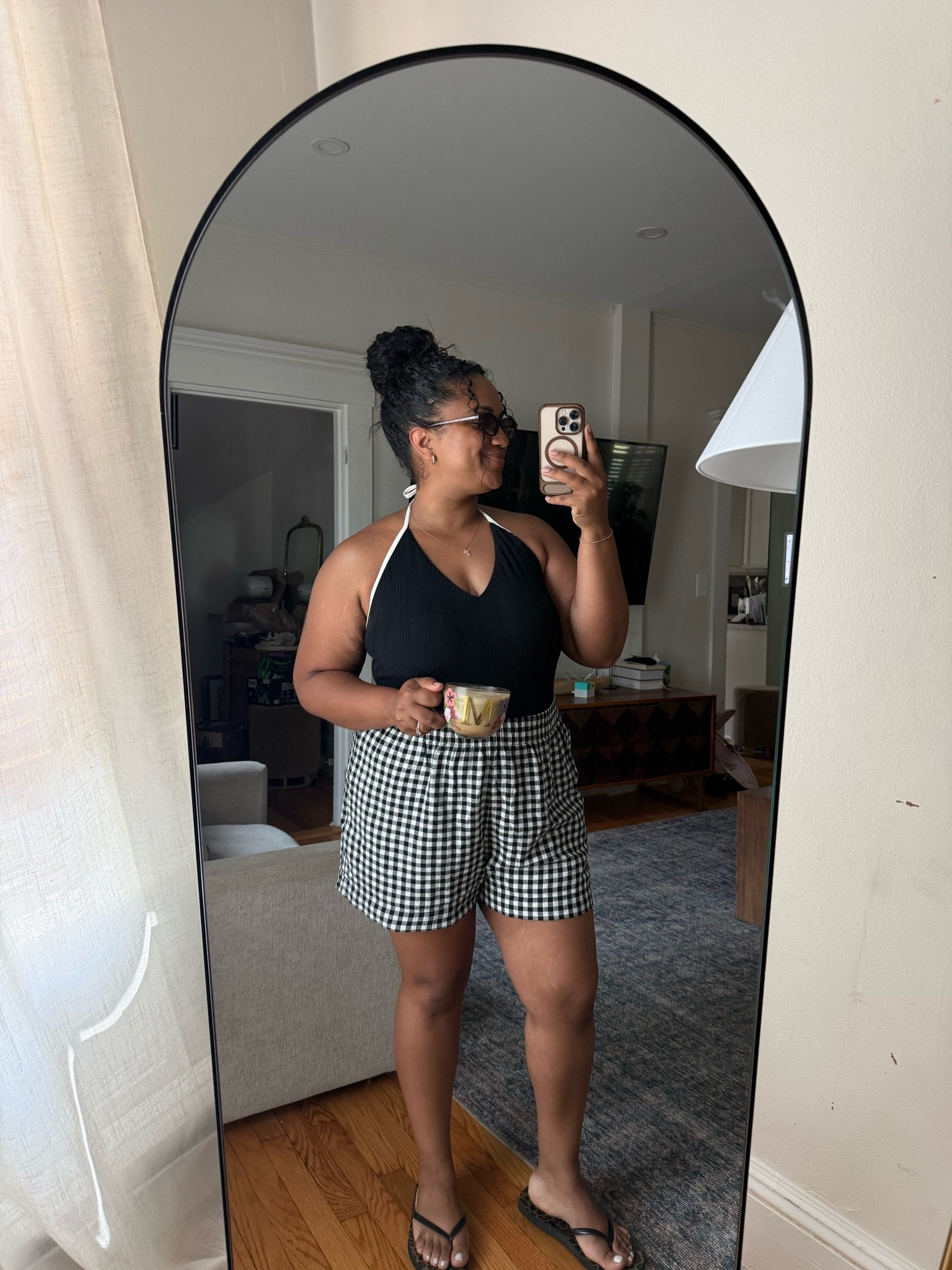 Mom summer uniform