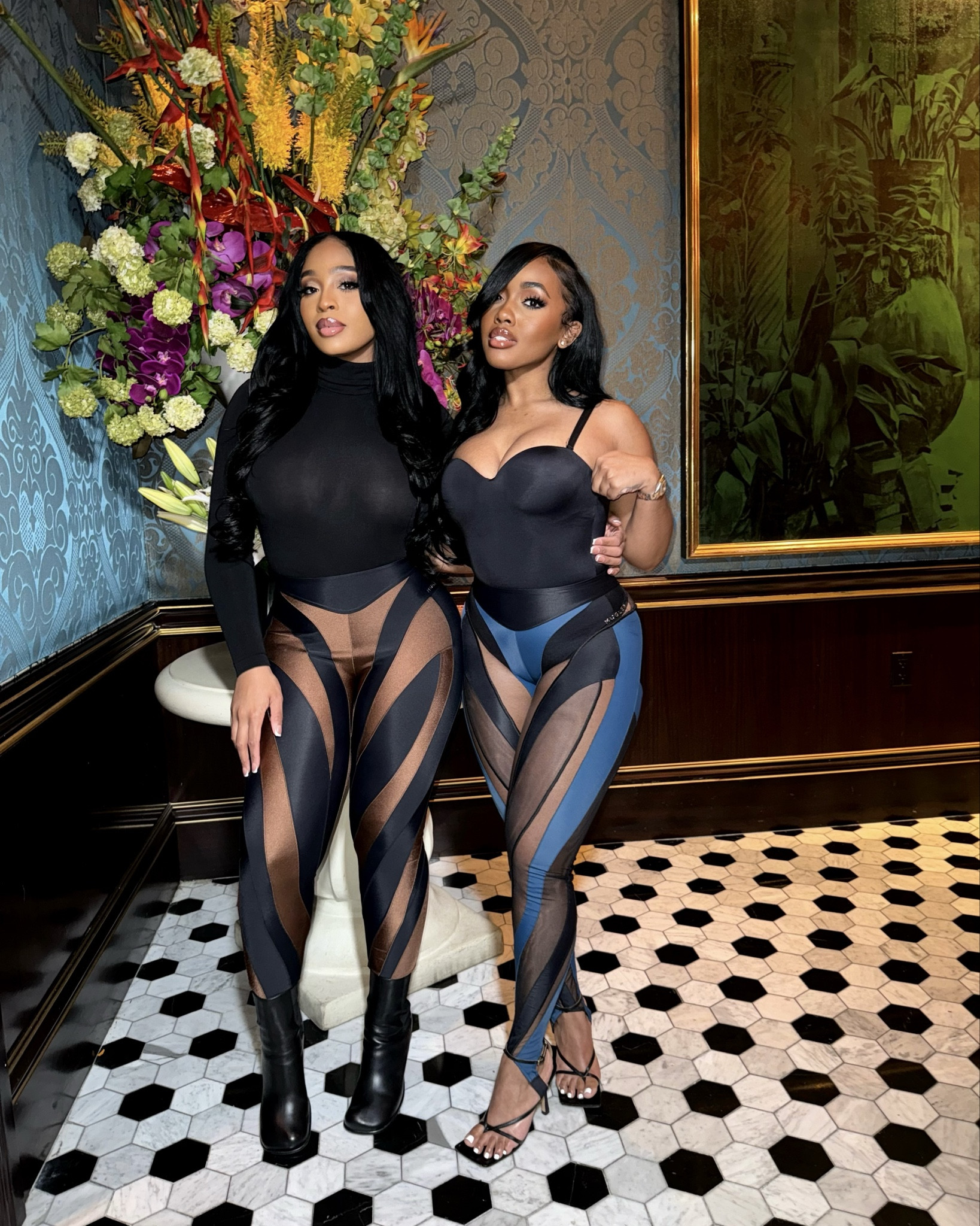 You know how it goes when they can’t get a reservation up in Carbone.. 
#mugler #wolford #vegas #carbone #girlsnightout

#LTKstyletip #LTKsalealert