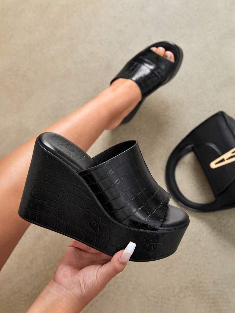 CUCCOO Trending Crocodile Embossed Wedge Slide Sandals | SHEIN