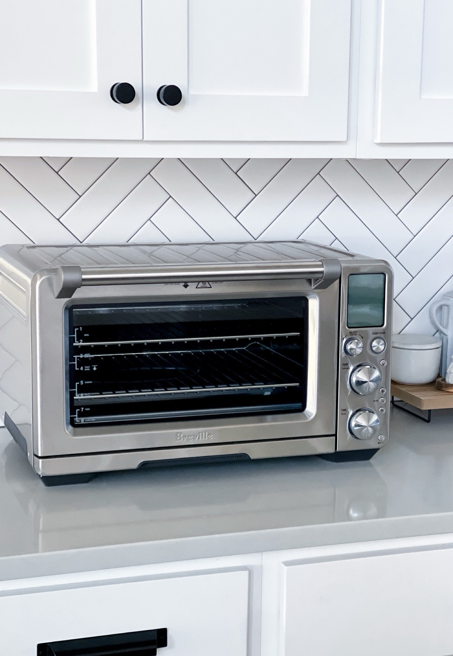 AMAZON PRIME DAY DEAL — Our Smart Oven Air Fryer is on sale now for 25% off. Breville is my favorite brand for high quality small appliances. We have the sandwich press/griddle as well. 

Can also Bake/Convection Bake, Roast, Broil, Proof, Air-Fry, Dehydrate, Reheat, Warm, & Slow Cook.

#giftideas #familygift #airfryer 


#LTKSaleAlert #LTKHome #LTKParties