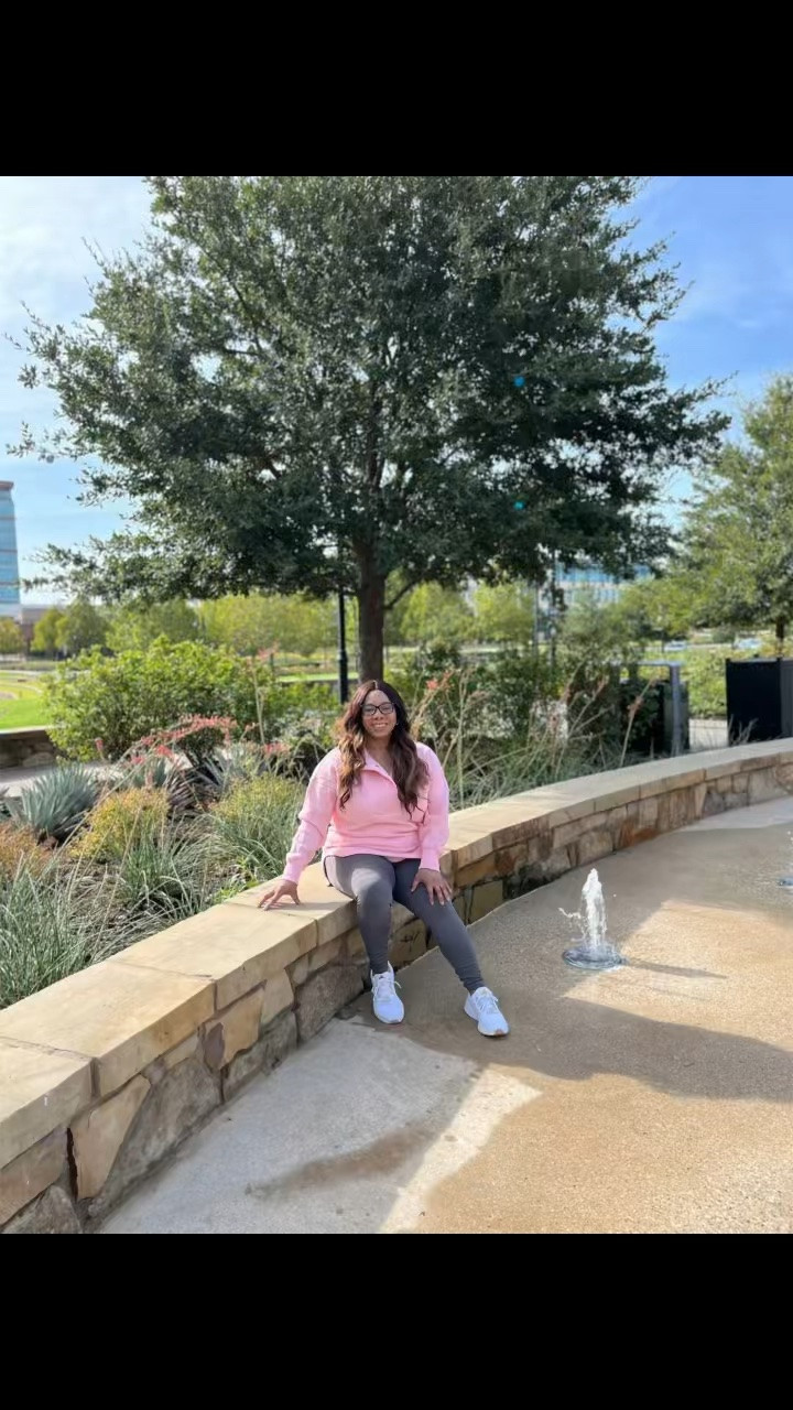 Pink is my color! 🩷☺️


#sunday #sundayvibes #sundayfunday

#LTKdayinmylife #LTKOver40 #LTKselfcare