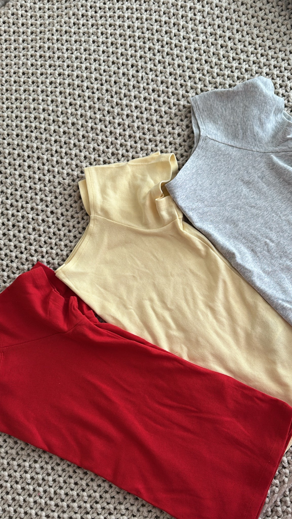 The cutest simple tees 

Hollister finds 

#LTKFindsUnder50 #LTKSaleAlert #LTKSpringSale