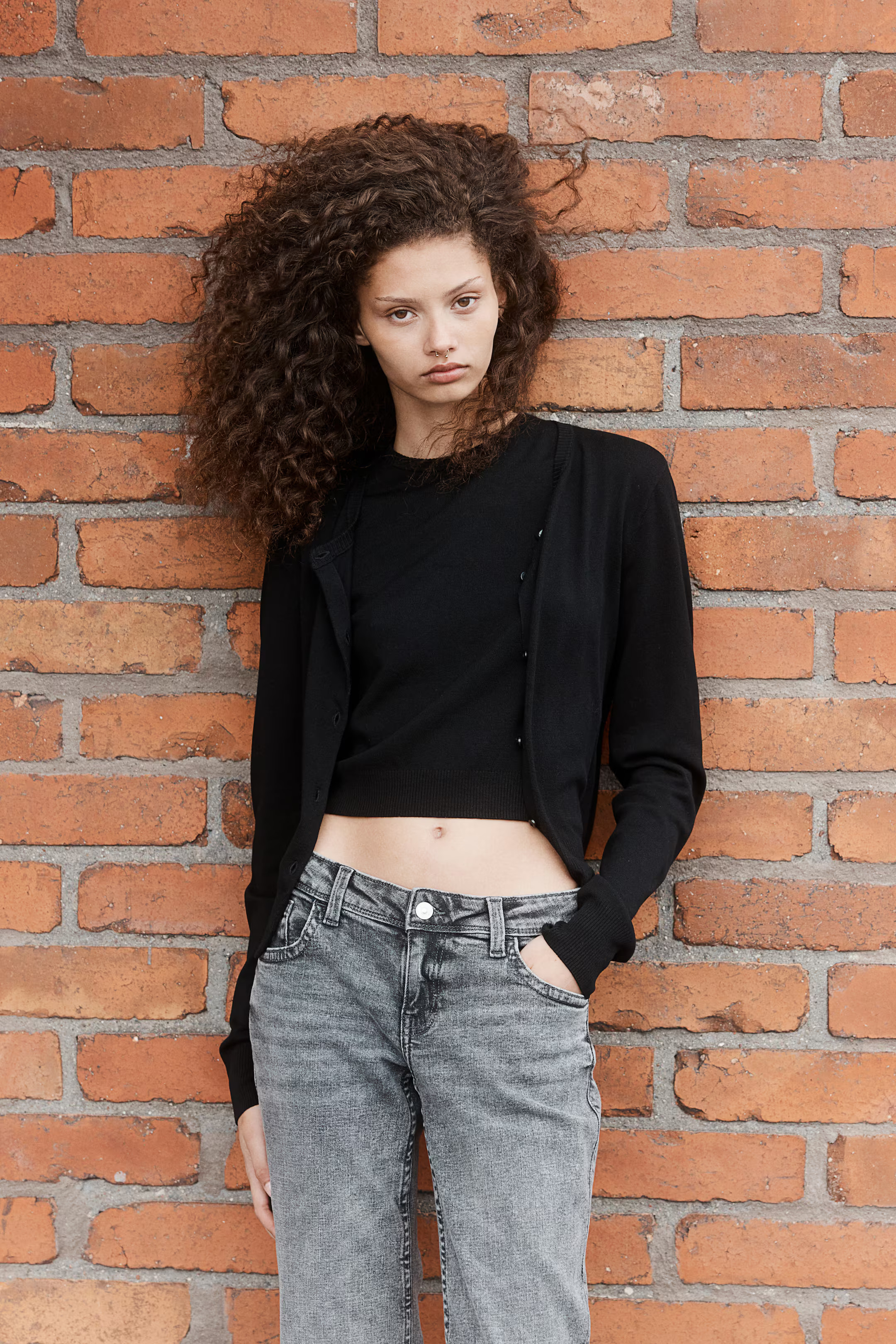 Fine-knit Cardigan - Round Neck - Long sleeve - Black - Ladies | H&M US | H&M (US + CA)