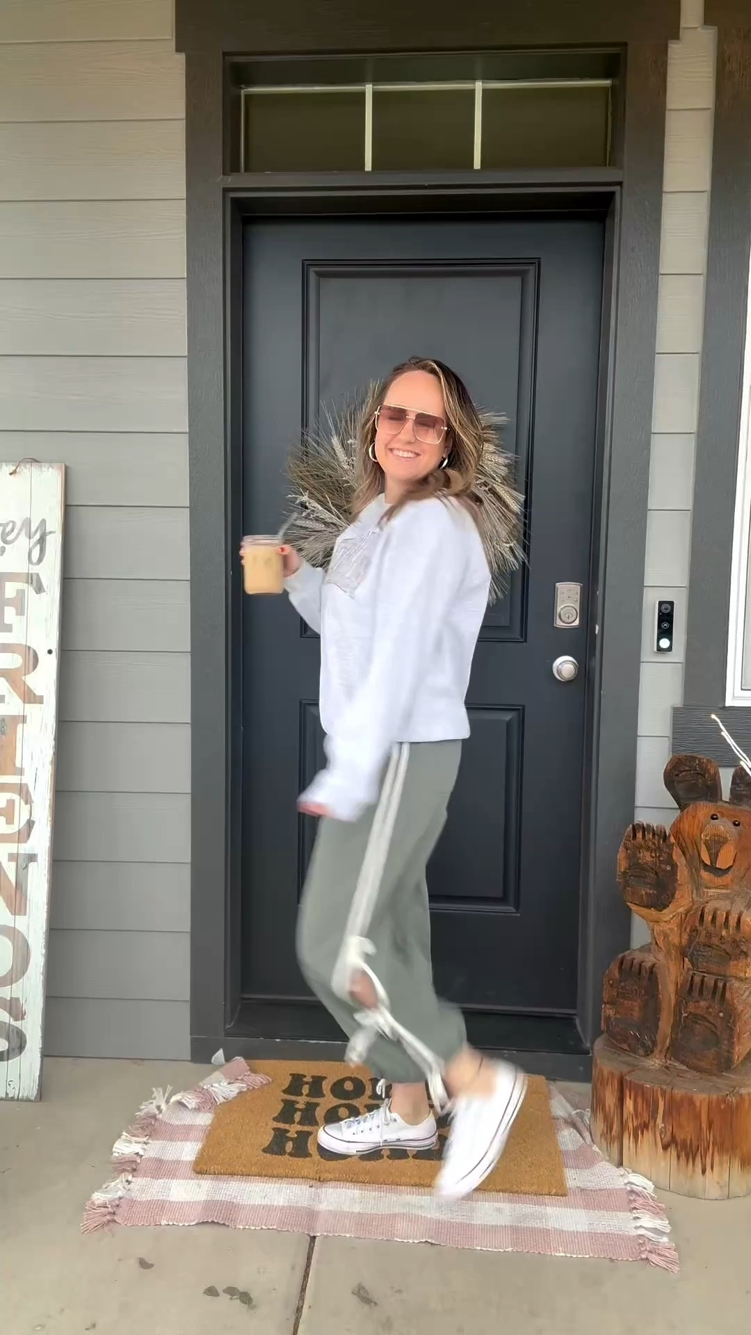 Practice ootd #softballmom #sportsmom #basballmom #ootd 

#LTKmomlife #LTKOver40 #LTKootd