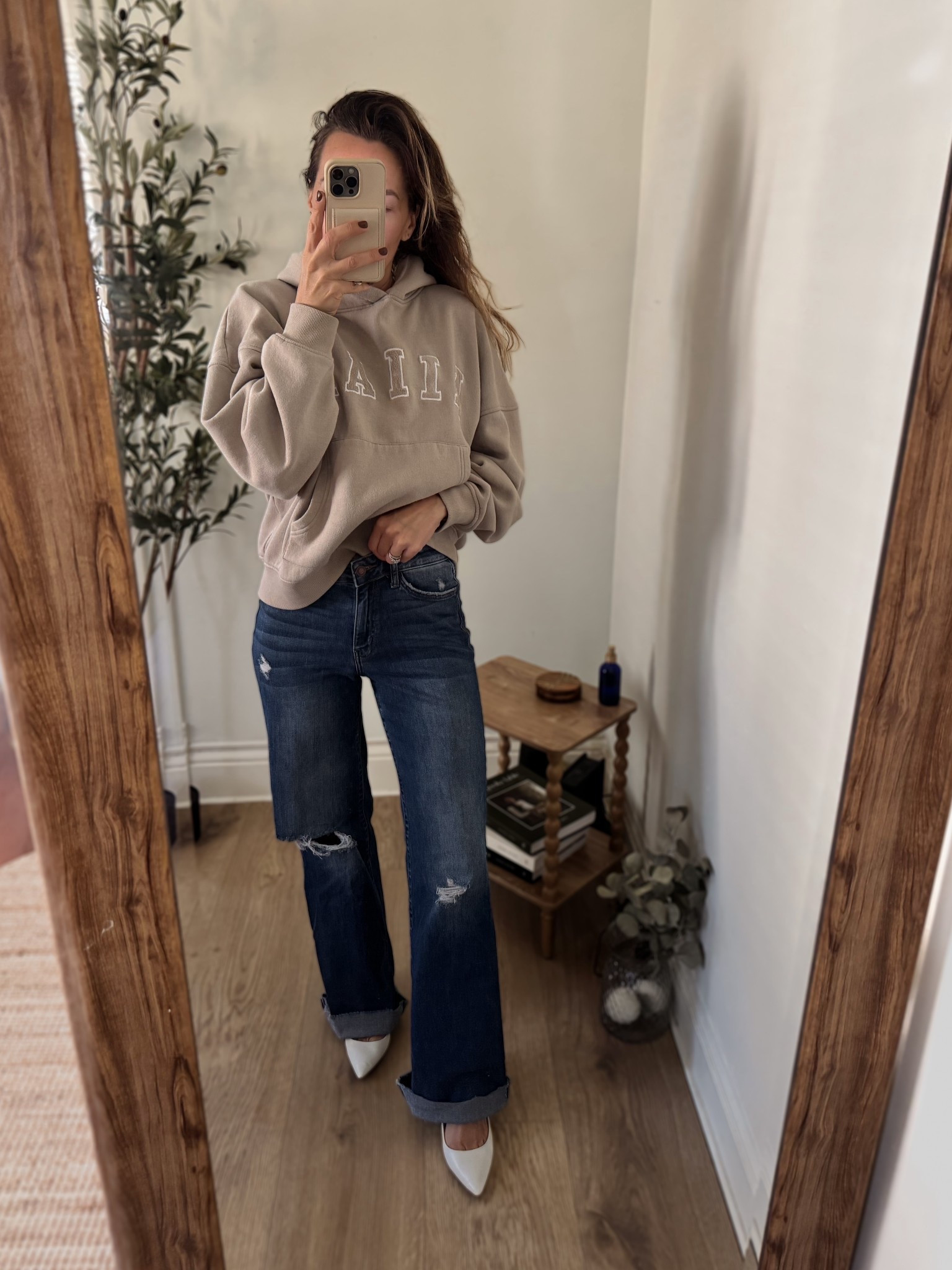 I love dressing up, oversized, hoodies, and wide leg jeans with a good pair of pumps! This outfit is super comfortable and perfect for a quick errand when you wanna look fabulous but feel like you’re not dressed up at all  

#LTKFindsUnder100 #LTKootd