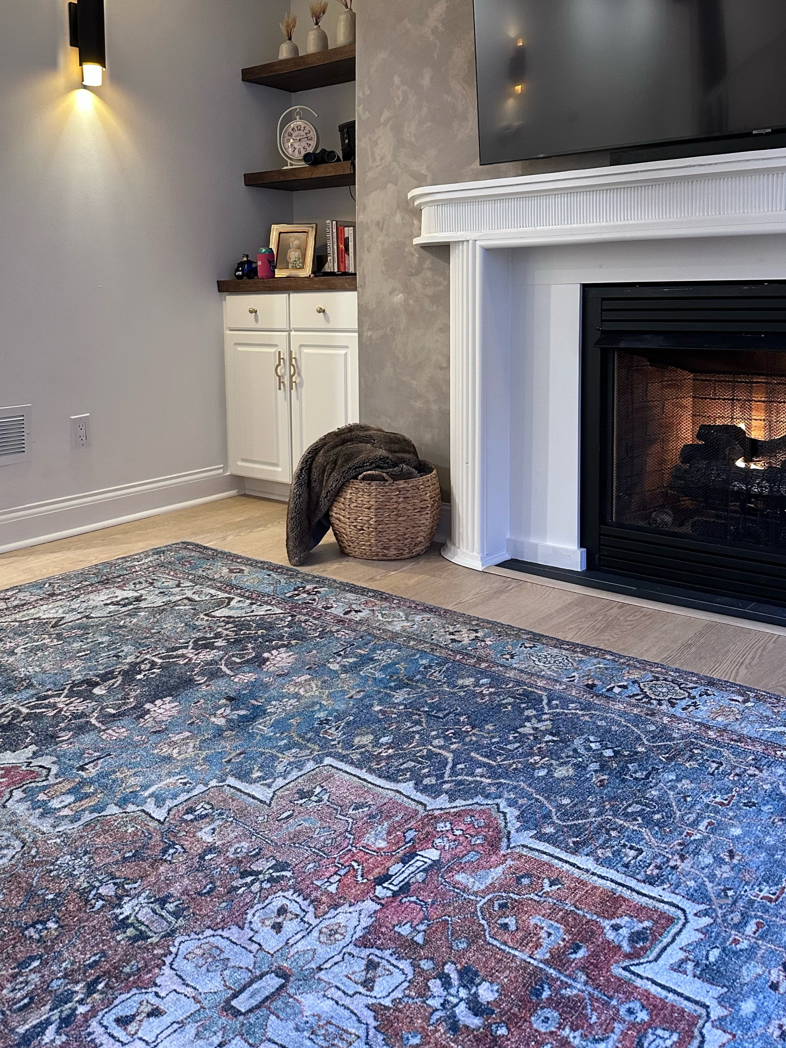 Beautiful, soft and bright area rug 

#LTKhome #LTKGiftGuide #LTKfamily