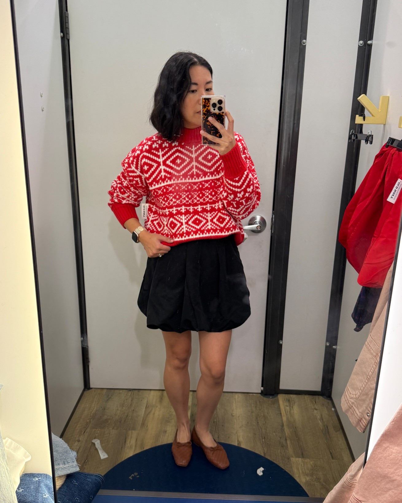 Wearing sweater in Medium, bubble skirt in XS

#LTKHoliday #LTKOver40 #LTKPetite