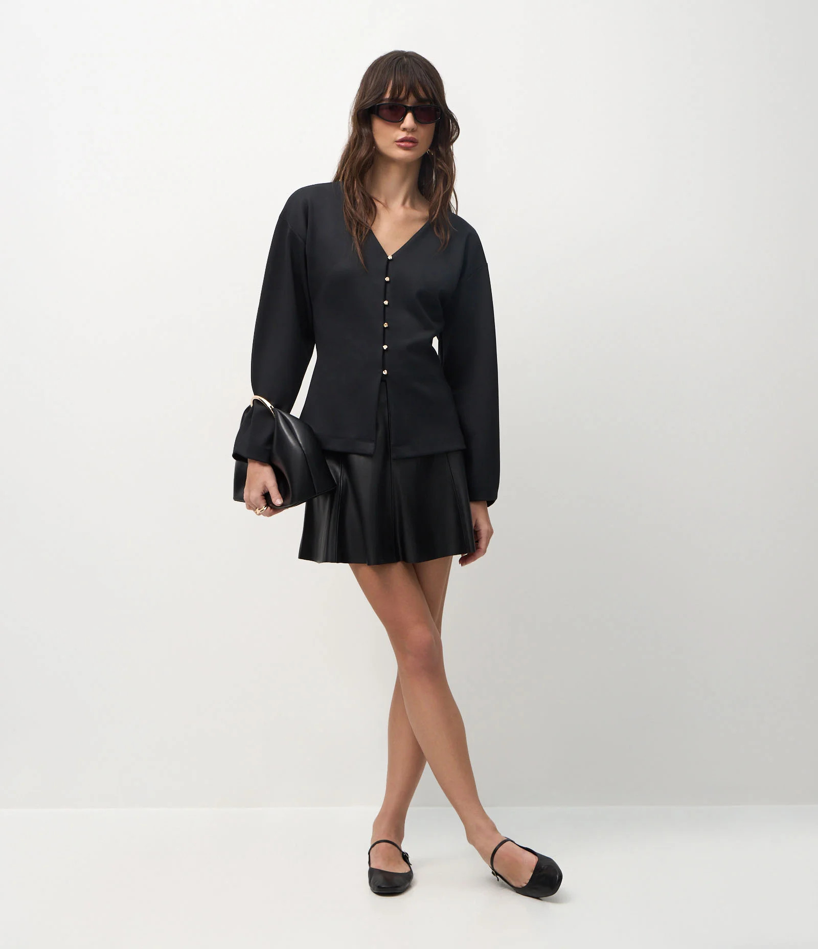 Saia Evas\u00ea Curta em PU com Cinto e Fivela Met\u00e1lica Preto - Lojas Renner | Renner (BR)
