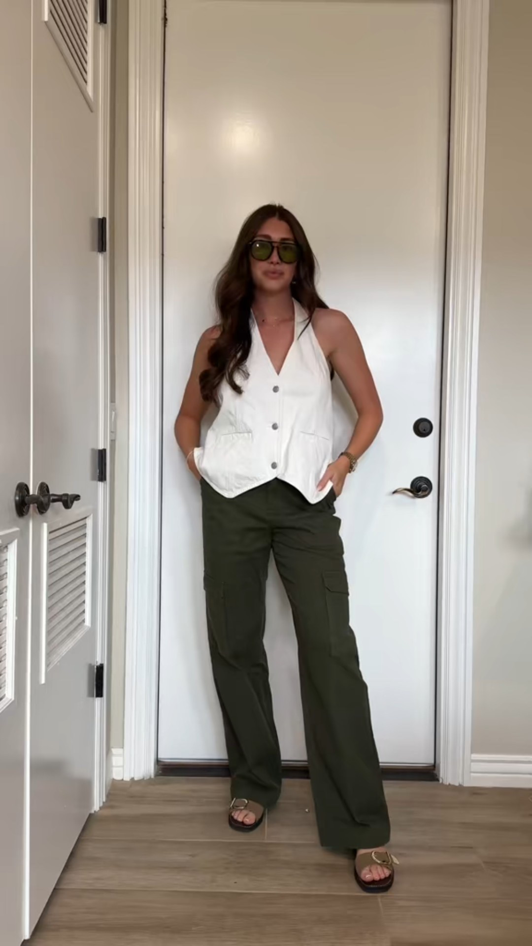 Mom approved target style 🎯

For eating my true size medium in top and true 8.5 in sandals (pants sold out so linked similar)

#LTKFindsUnder50 #LTKStyleTip