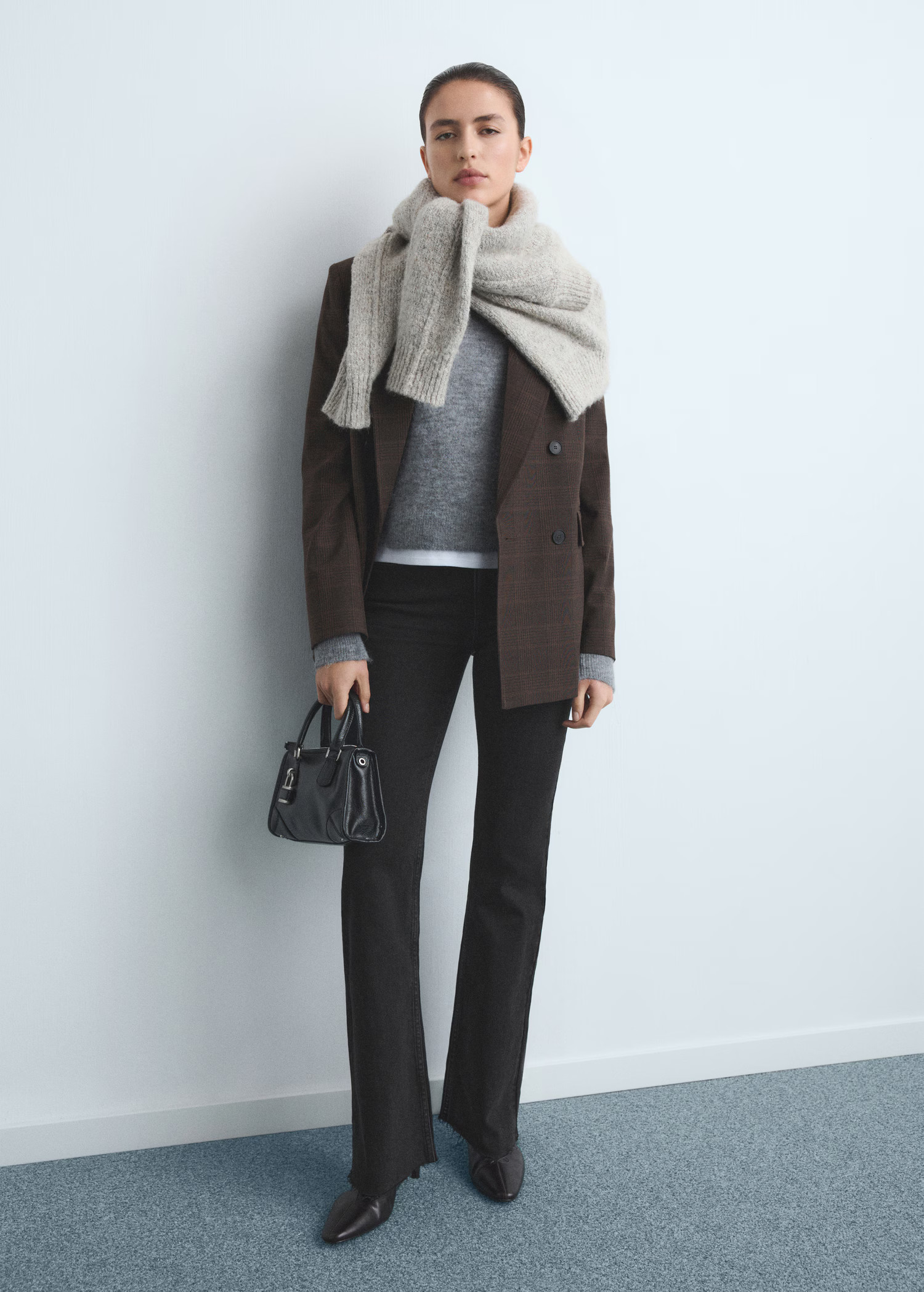 Jean Fiona flare taille normale | Mango EU