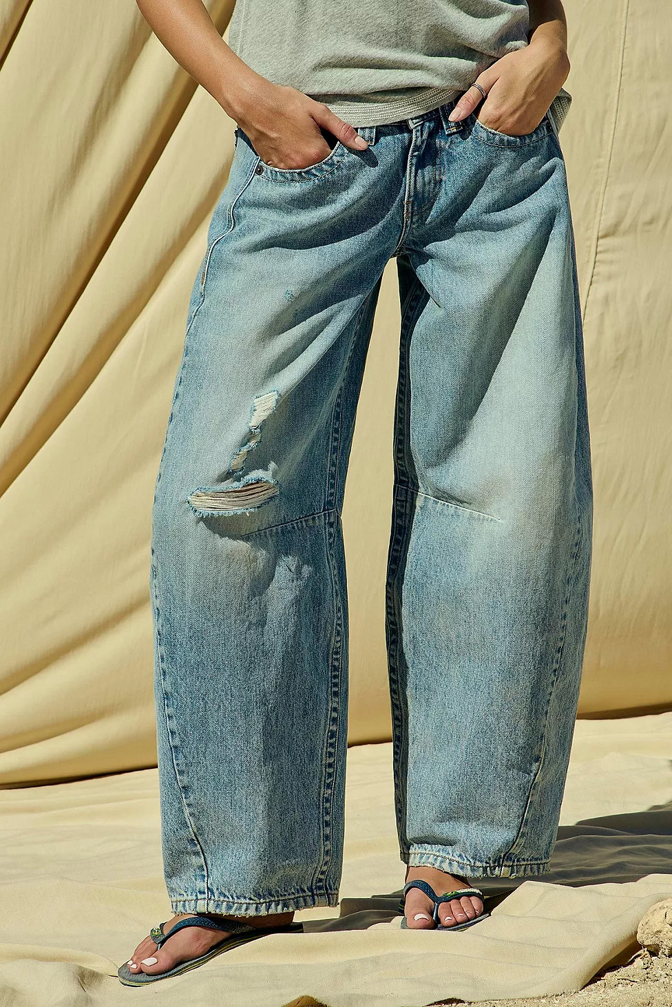 BDG Kayla Cocoon Jeans | Urban Outfitters UK