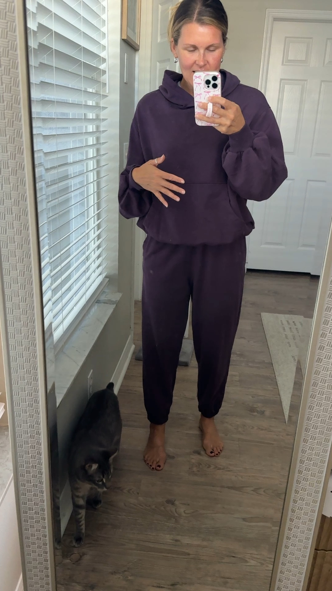 👏🏼 YES AERIE YES!!! 

jet setter hoodies & joggers are $35ea + everything’s on SALE

Wearing a small in both- oversized fit esp in the hoodie & lots of colors 


#aerie #comfies #jogger #hoodie #fallset

#LTKSeasonal #LTKSaleAlert #LTKGiftGuide