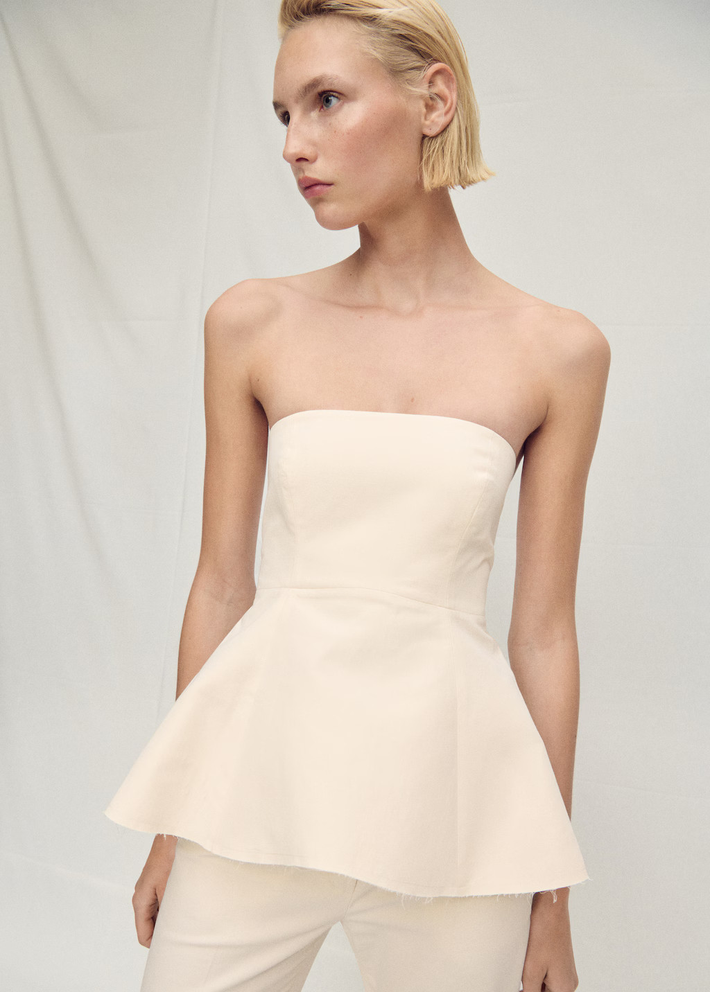 Strapless peplum top - Women | MANGO USA | Mango (US/MX/AU)