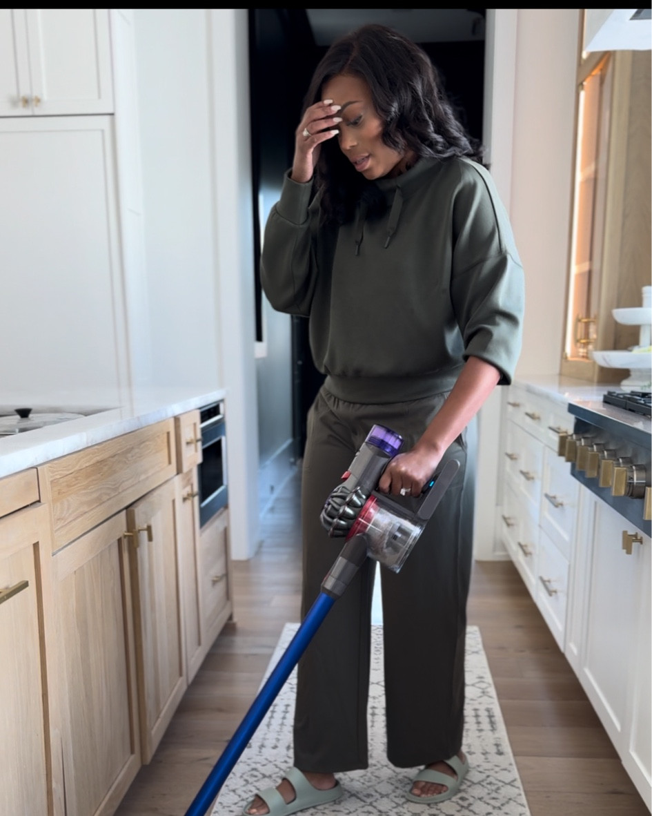 Linking my favorite matching athleisure set and the vacuum of the month!:)


#LTKsalealert #LTKHoliday #LTKfindsunder50