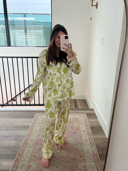 I absolutely adore these pajamas! They are under $30 and feel so much more expensive! 

Pajamas. PJS. Lime and white print. Postpartum. Satin pjs. Floral pajamas. Shein. Satin pajama set. 

#LTKfindsunder50