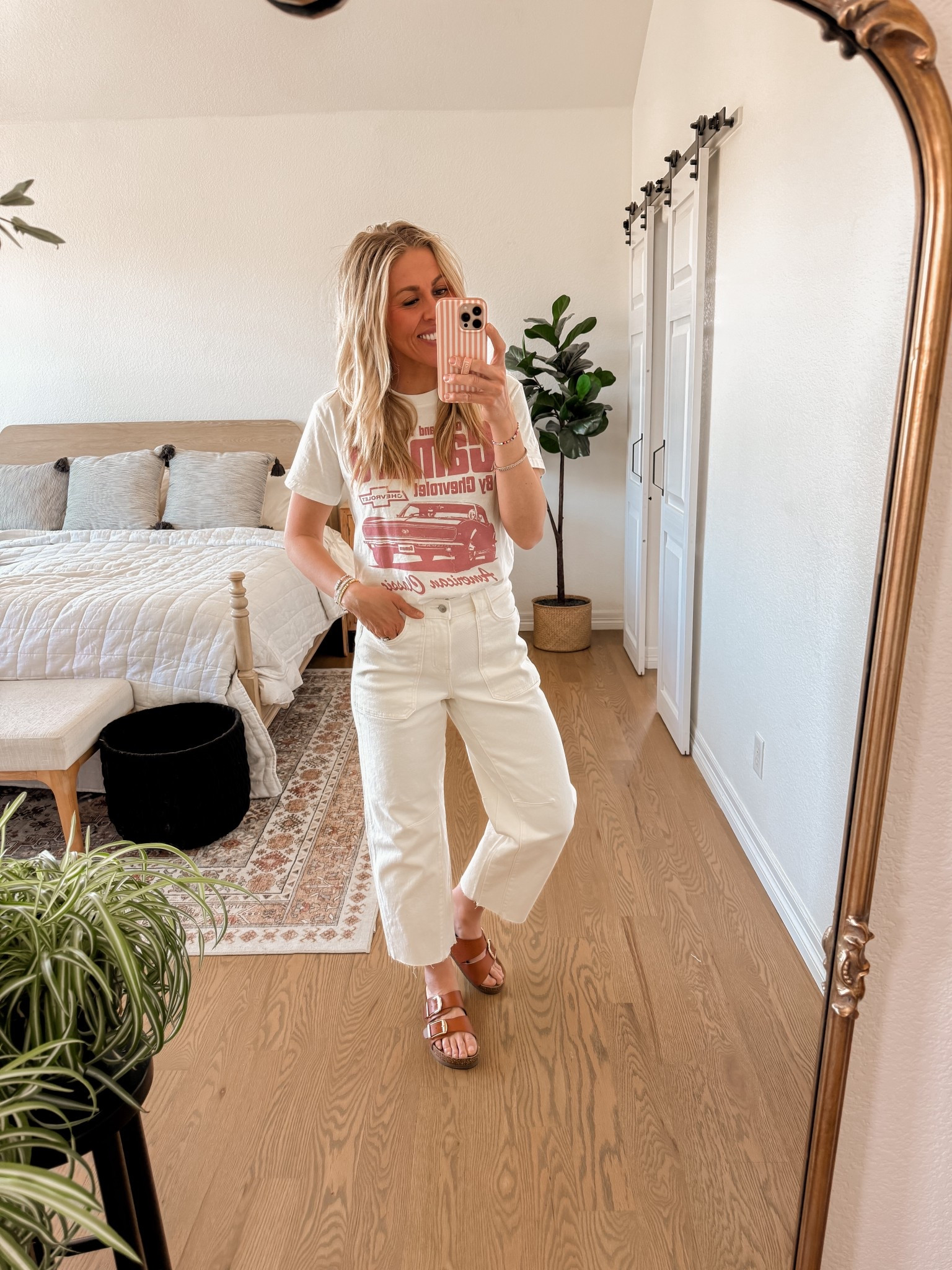 Love this outfit from Walmart!! The graphic tee is $8 and the white barrel jeans are only $26. 

#WalmartPartner
#WalmartStyle
@WalmartStyle

#LTKgrwm #LTKSpringSale #LTKootd