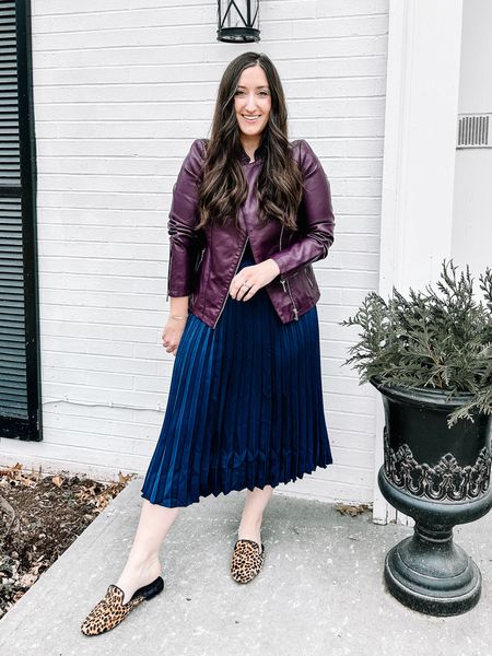 Holiday look with pleated skirt

#LTKstyletip #LTKunder100 #LTKHoliday
