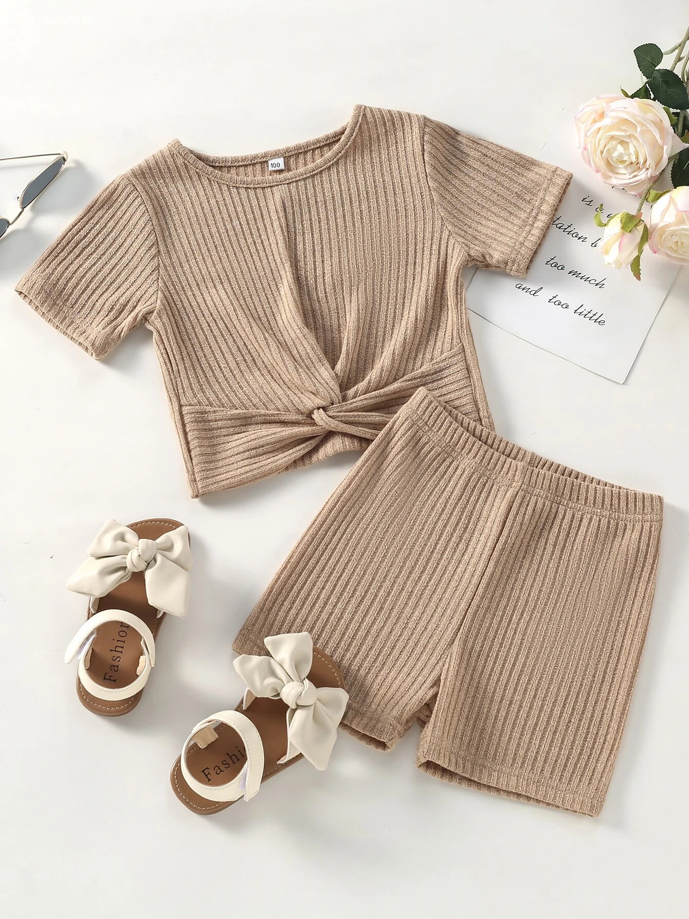 Toddler Girls Twist Hem Tee With Biker Shorts | SHEIN