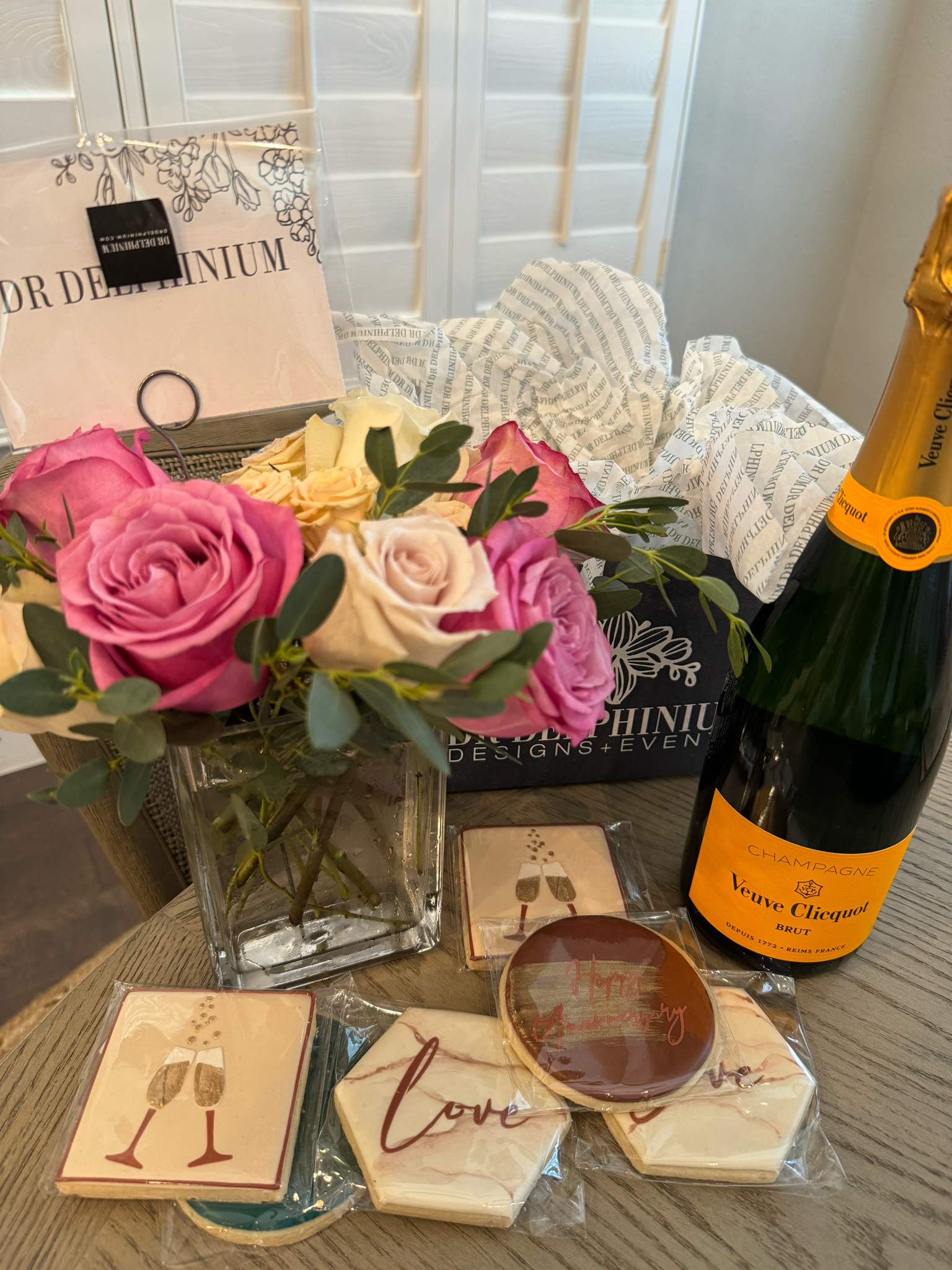 First anniversary 🤍

#LTKFindsUnder50 #LTKWedding #LTKGiftGuide