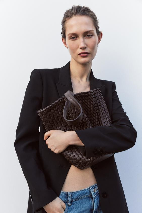 WOVEN EFFECT BUCKET BAG | Zara US