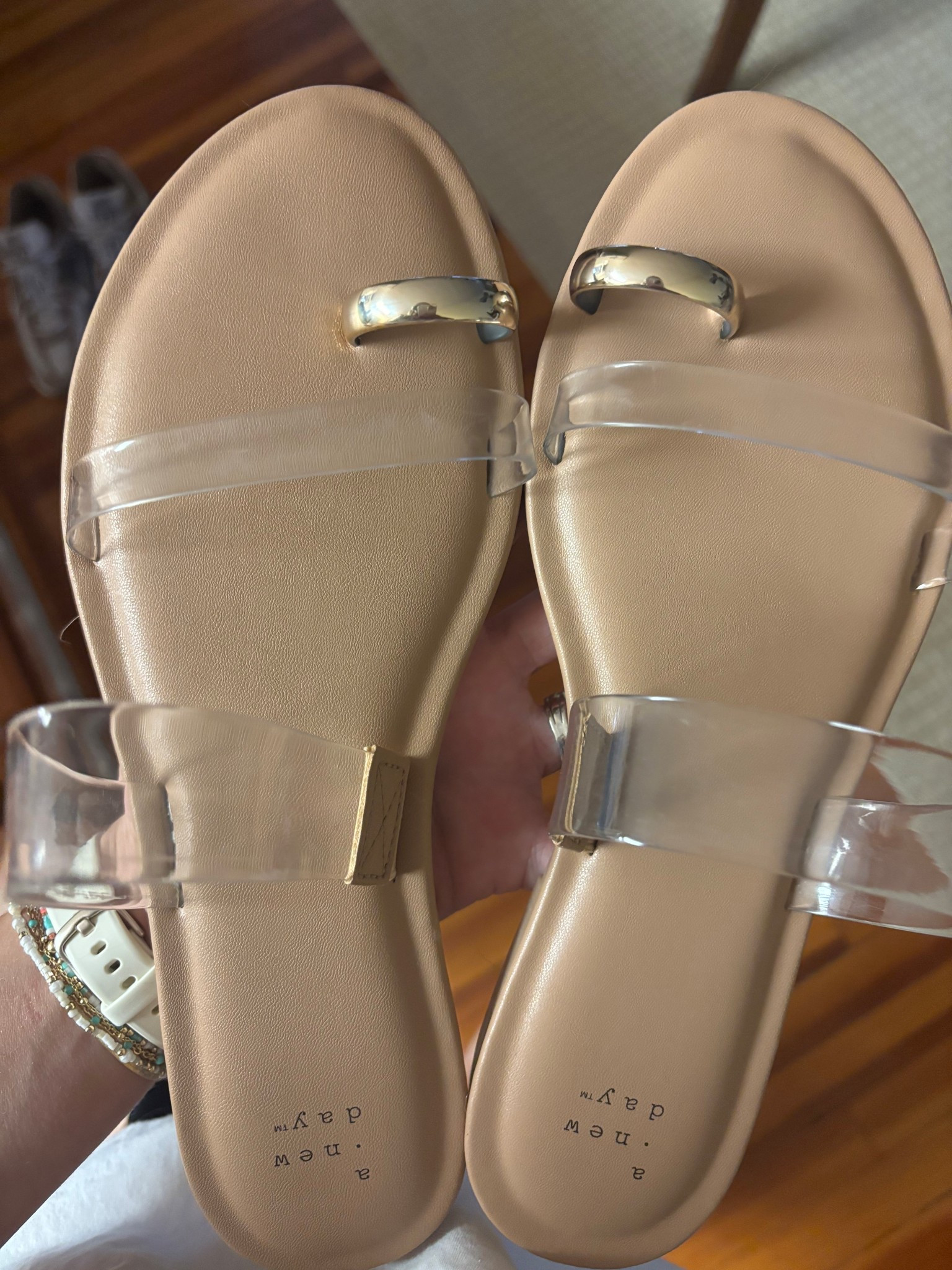 These are 40% off today only. Obsessed!!! $15!!!

#LTKSaleAlert