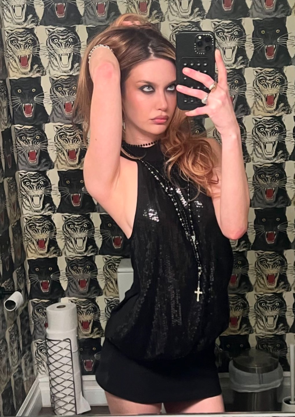 Linking some similar options for this sequin top

#LTKStyleTip