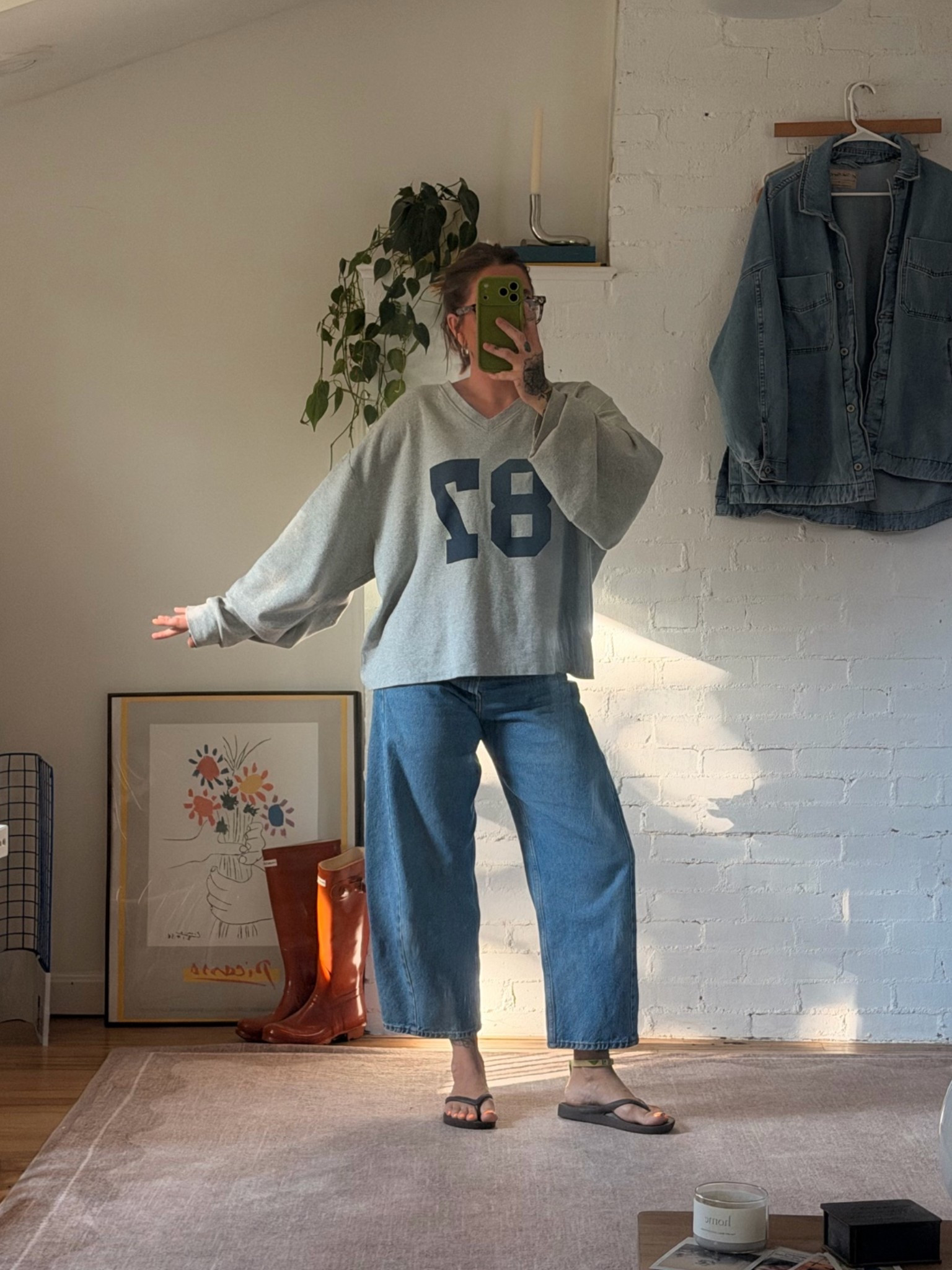 wearing an Large in this top! and my TTS 26 in the jeans but in a SHORT! i’m 5’4 and 128lbs right now! this top is so perfect, the perfect boxy fit with a barrel sleeve. so good!

#LTKgrwm #LTKmomlife #LTKootd