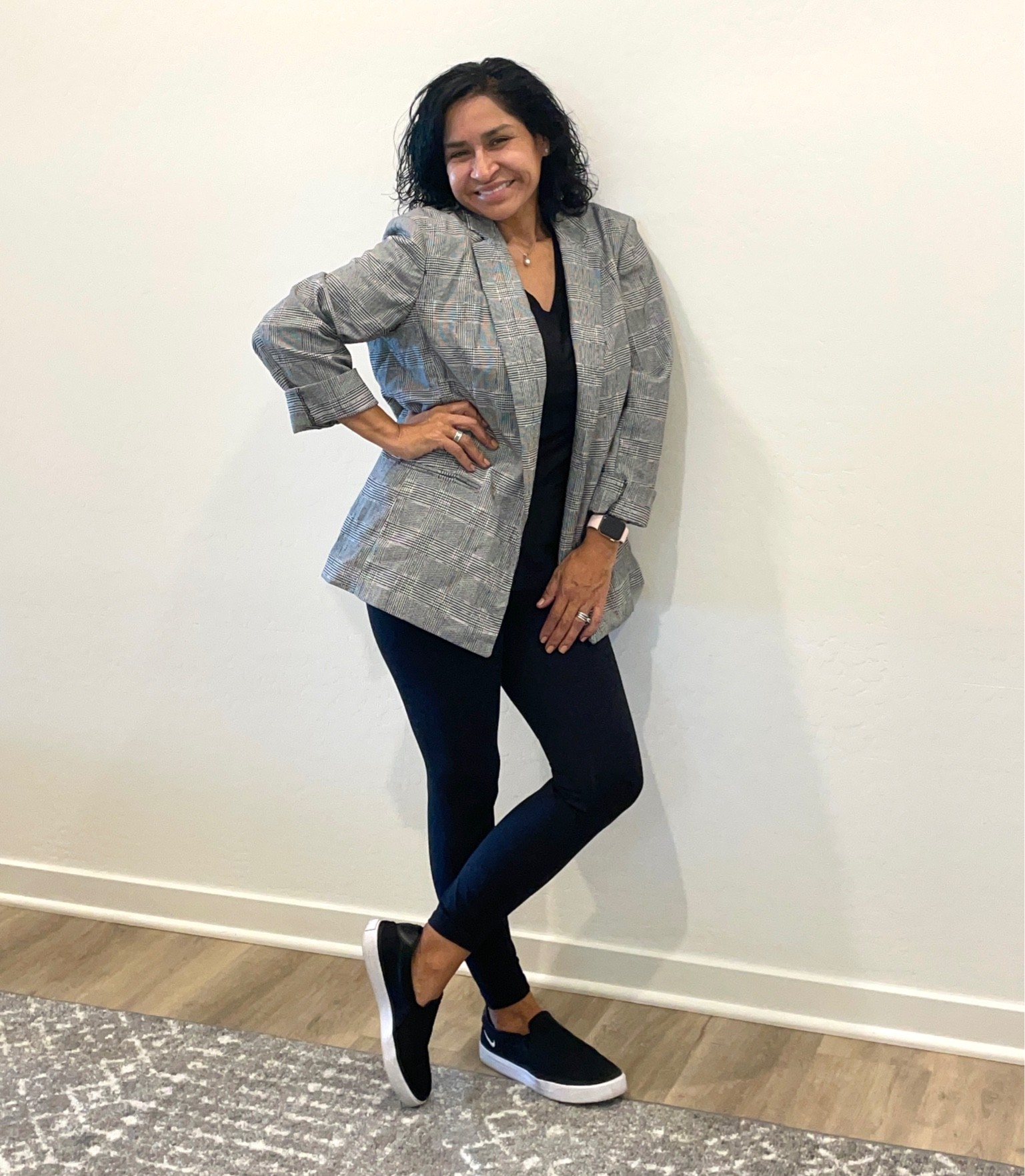 #mom #momstyle #casual #blazer #houndstoothblazer #everydaystyle #leggings #nike #sliponsneakers #nikelegacy 

#LTKshoecrush #LTKcurves