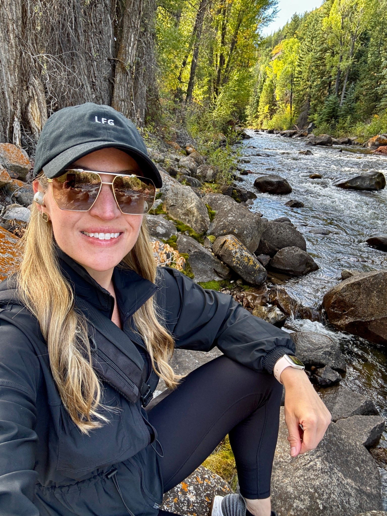 Athleisure 

#everypiecefits

Gym clothes
Work out
Yoga
Running
Leggings
Moisture wicking
Hiking
Fleece 
Sweatshirt 
Athletic

#LTKOver40 #LTKActive #LTKSaleAlert