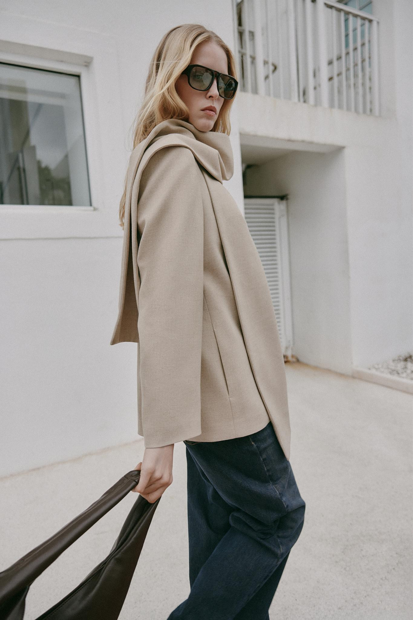 BLAZER MIT SCHALKRAGEN | Zara DE