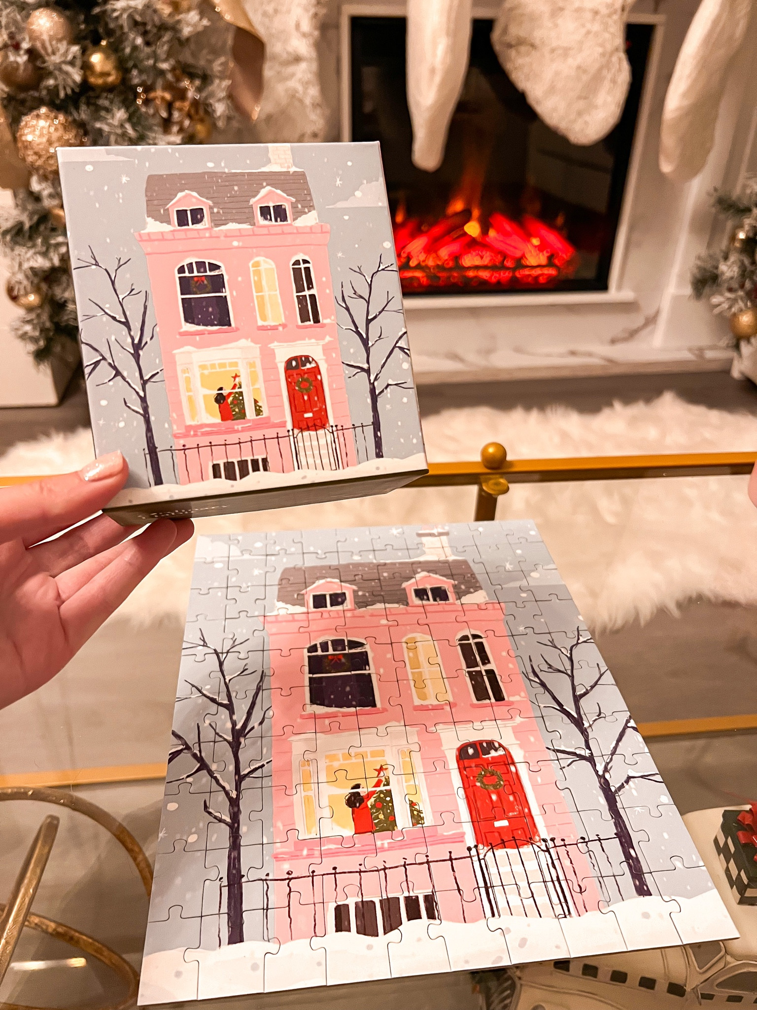 The cutest pink Christmas puzzle! 💞✨

#LTKHoliday #LTKSeasonal #LTKGiftGuide