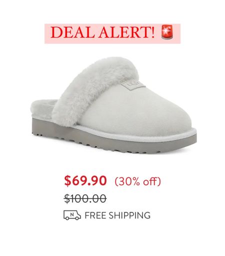 UGG slippers on sale!! 

#LTKGiftGuide #LTKsalealert #LTKCyberweek