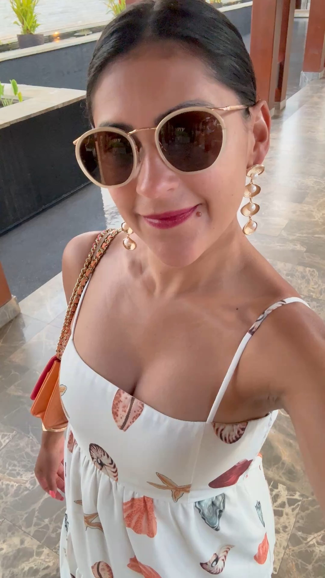 Perfect beach vacation outfit. 🐚 ☀️