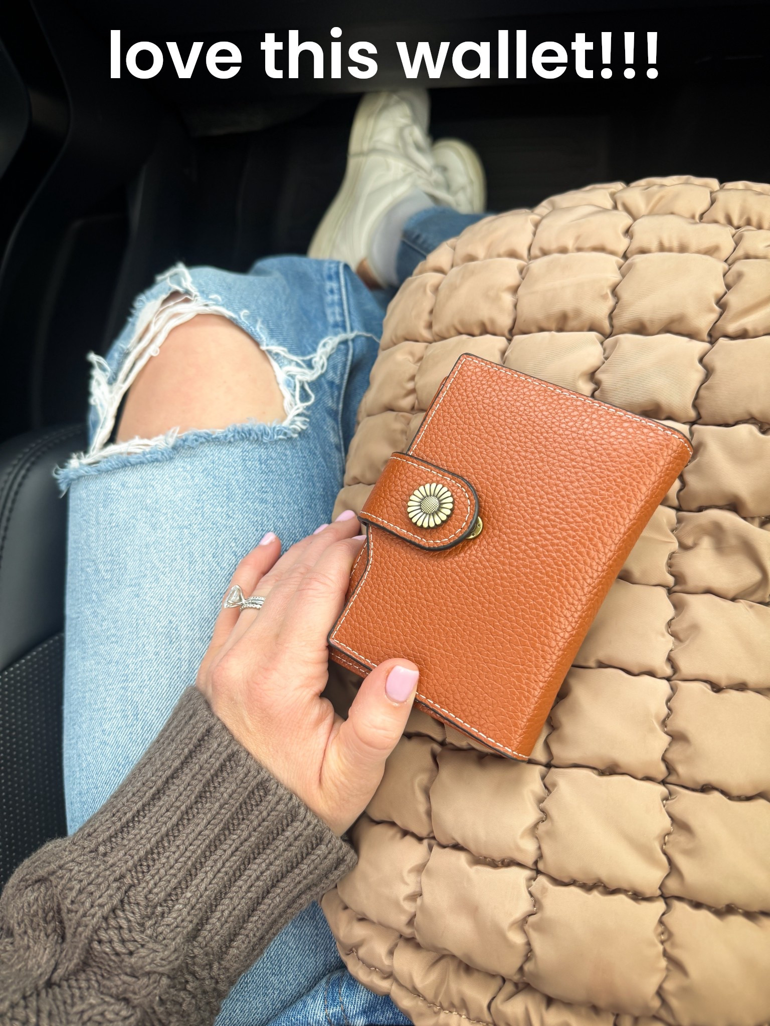 This wallet is so good! Lots of card holders but still compact enough to fit in my smaller purses 

Amazon find 

#LTKootd #LTKSpringSale #LTKmomlife