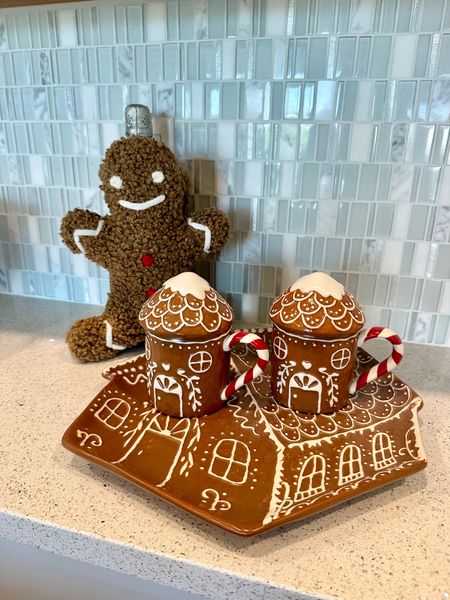 How cute are these decorations from pottery barn!! 



Christmas decor 
Holiday decor 
Christmas decorations 
Home decor 
Gingerbread house
Coffee mugs 
Decor under 50 

#LTKhome #LTKHoliday #LTKSeasonal