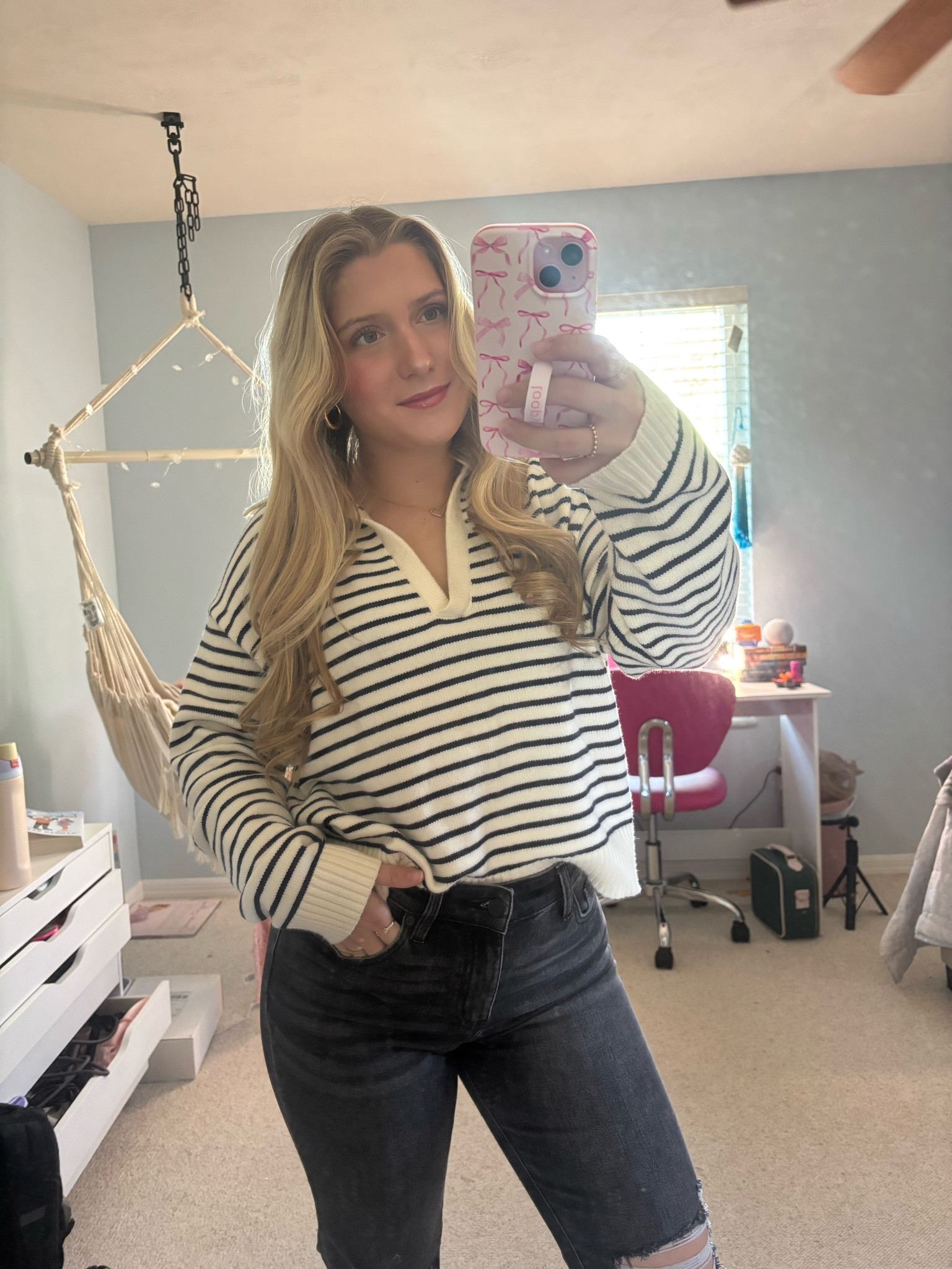 Ootd!! This sweater is soo comfy and cozy! 

#LTKSaleAlert #LTKStyleTip #LTKSeasonal