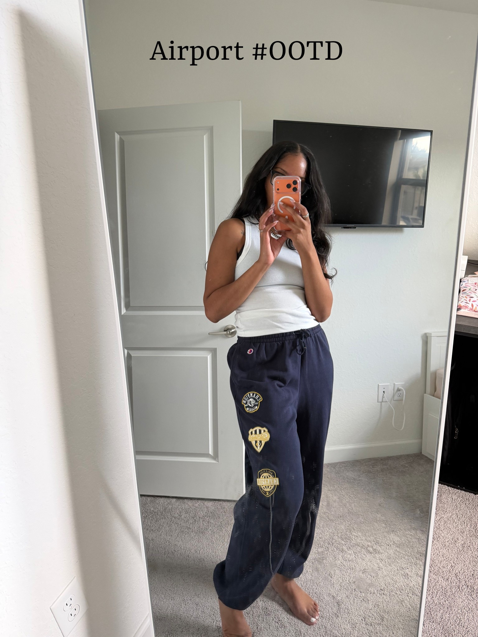 Airport Outfit ✈️ - Flying to Germany today for a work trip. 

#LTKTravel #LTKStyleTip